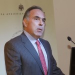 Υπουργός Παιδείας Έχουμε χρέος να σταθούμε στο πλευρό των ποιμένων