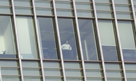 Man Dies After Falling From JP Morgan Bank Roof In London