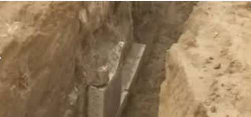 ΤΑΦΟΣ ΜΕΓΑ ΑΛΕΞΑΝΔΡΟΥ 4