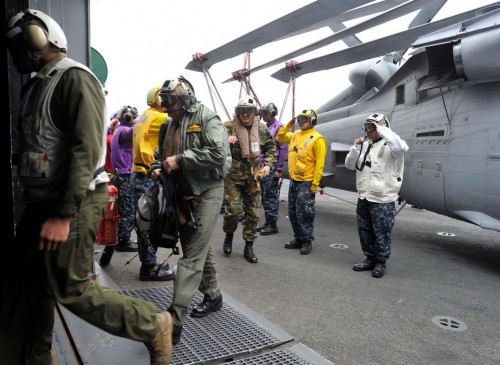 Έλληνες Αξιωματικοί στο ¨USS Bataan