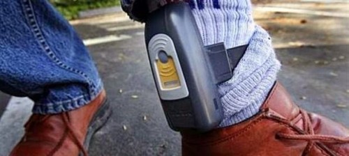 αν-και-κρατούμενοι-είναι-οι-πρώτοι-τσιπαρισμένοι-Έλληνες-πολίτες