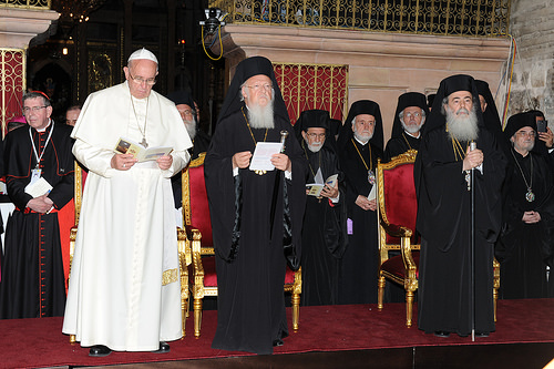 14292399933_6b7d9f98e8