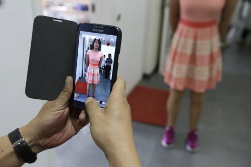 το-4χρονο-κορίτσι-με-τη-μπάλα-που-συγκλόνισε-την-Κίνα-εικόνες-βίντεο-6