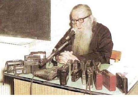 ΜΑΚΑΡΙΣΤΟΣ ΓΕΡΩΝ π. ΑΥΓΟΥΣΤΙΝΟΣ ΜΗΤΡΟΠΟΛΙΤΗΣ ΦΛΩΡΙΝΗΣ