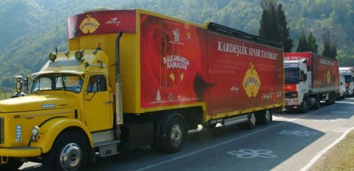 έρχεται-το-καραβάνι-των-οθωμανών