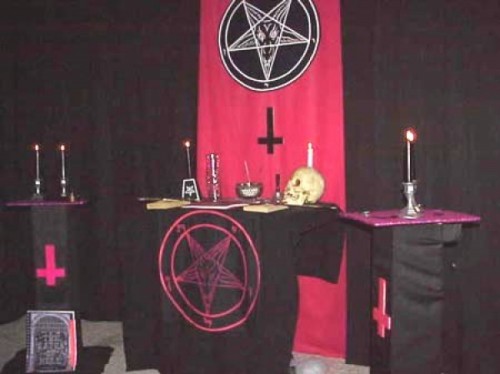 satanismos