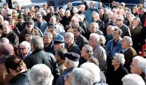 ποιοι-συνταξιούχοι-θα-έχουν-μηνιαία-παρακράτηση-φόρου-από-τον-Αύγουστο