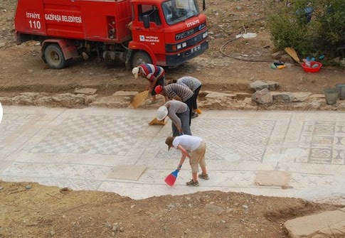 ψηφιδωτό-με-τον-μέγα-αλέξανδρο-βρέθηκε-για-πρώτη-φορά-σε-συναγωγή-στο-Ισραήλ-1