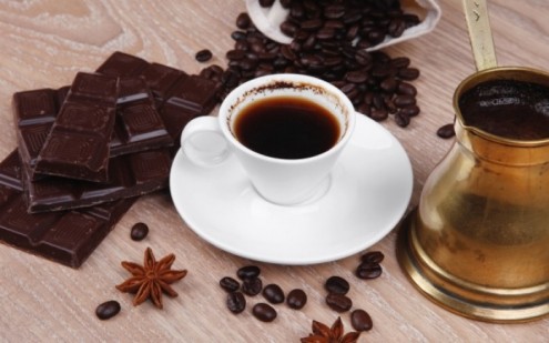 καφές-σοκολάτα-δύο-αλήθειες-που-ξαφνιάζουν-ευχάριστα