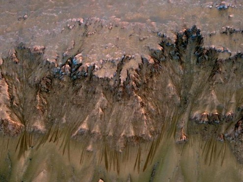 το-νερό-που-ρέει-στον-Άρη