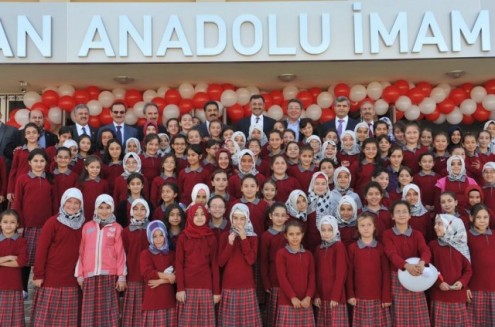 στέλνουν-σε-ισλαμικά-σχολεία-χριστιανούς-μαθητές-στην-τουρκία-2