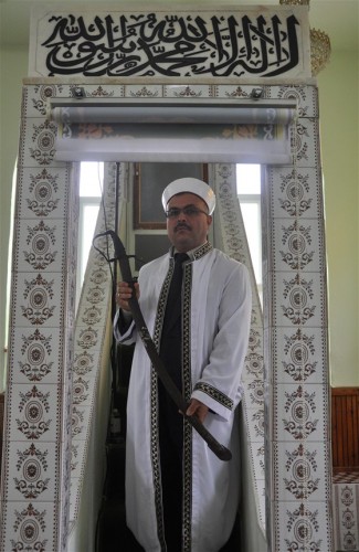 Ο ιμάμης με την χατζαρα