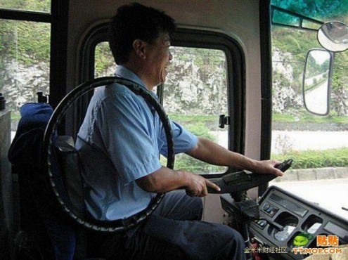 crazy_bus_driver_02-640x479