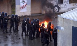 Σε γερμανικό έδαφος ‘’ετοιμάζεται‘‘ ειδικό σώμα στρατοχωροφυλακής για την Ελλάδα, για την οποία αναμένουν μεγάλη πολιτική αναταραχή ; - Εικόνα0 Σε γερμανικό έδαφος ‘’ετοιμάζεται‘‘ ειδικό σώμα στρατοχωροφυλακής για την Ελλάδα, για την οποία αναμένουν μεγάλη πολιτική αναταραχή ; - Εικόνα0