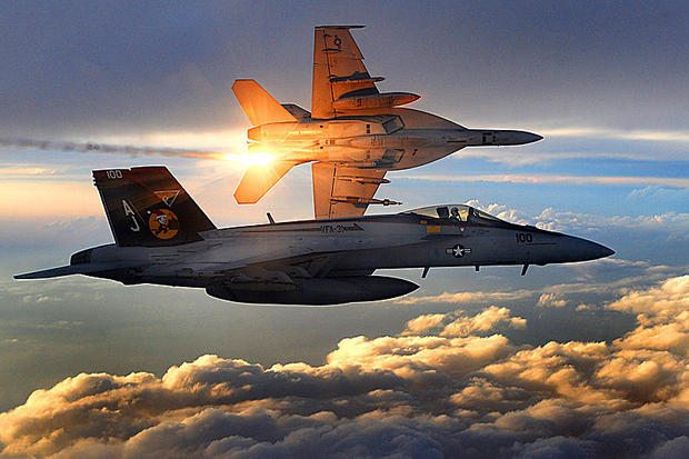 800px-fa-18_super_hornets_of_strike_fighter_squadron_31_fly_patrol_afghanistan_december_15_2008
