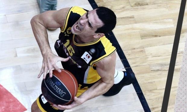 ζήσης ΑΕΚ.