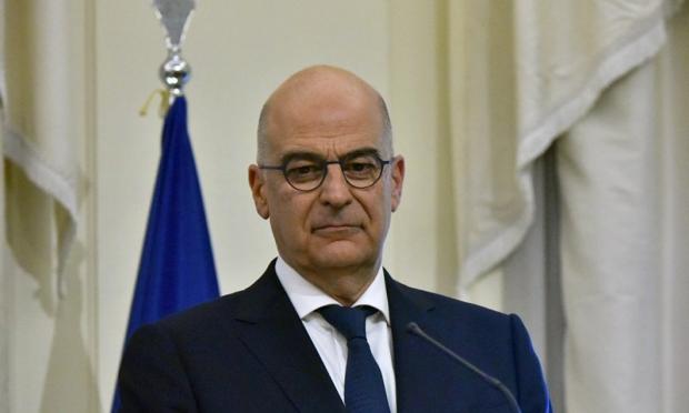 Δένδιας