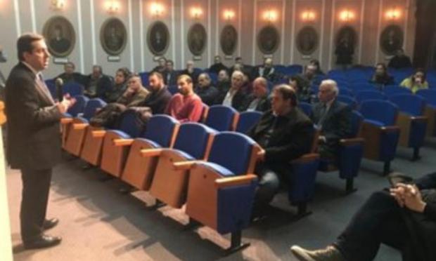 Νότης Μηταράκης