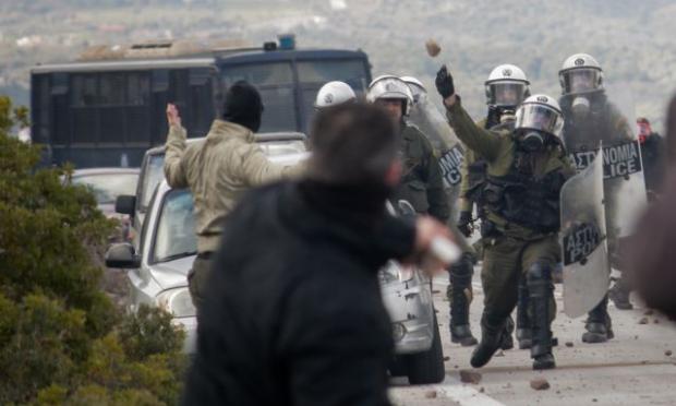 ΜΑΤ στη Λέσβο