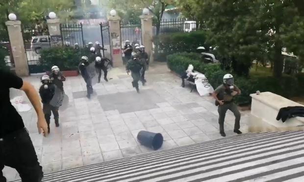 ΜΑΤ στην ΑΣΟΕΕ