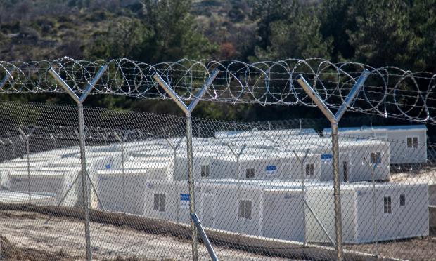 κλειστά κέντρα μεταναστών