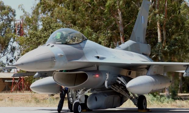 F-16M-w-DB-110