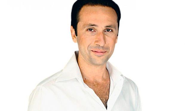 Ρένος Χαραλαμπίδης