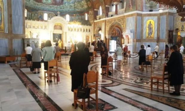 εκκλησιά εν καιρό κορωνοϊού