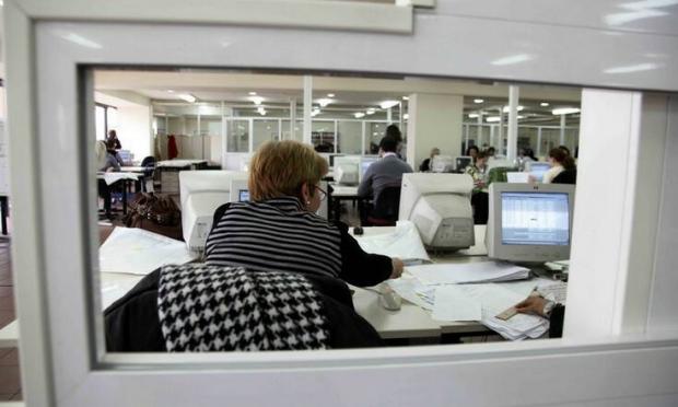 δημόσιος υπάλληλος συμπτωματα κορονοιου