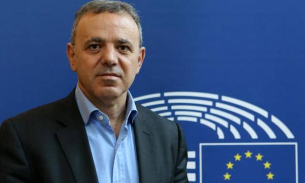 Κώστας Μαυρίδης