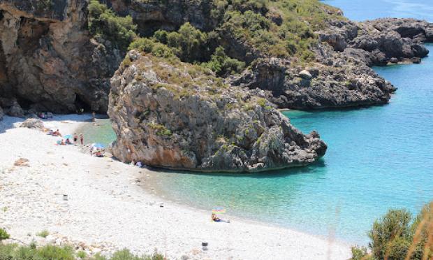 παράλια φονέας