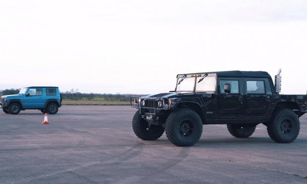 Hummer H1 εναντίον Suzuki Jimny