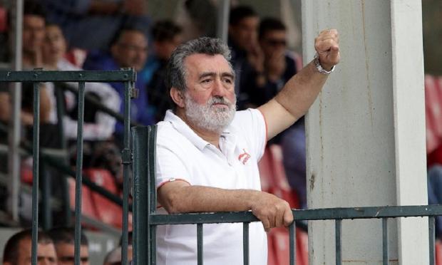 Αντώνης Αραβαντινός