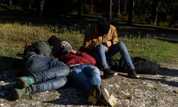 παράνομοι μετανάστες