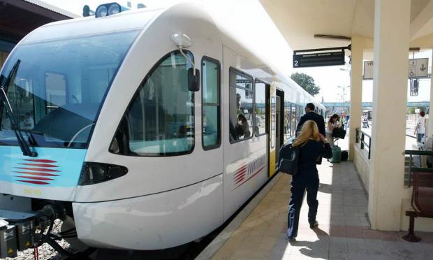προαστιακός