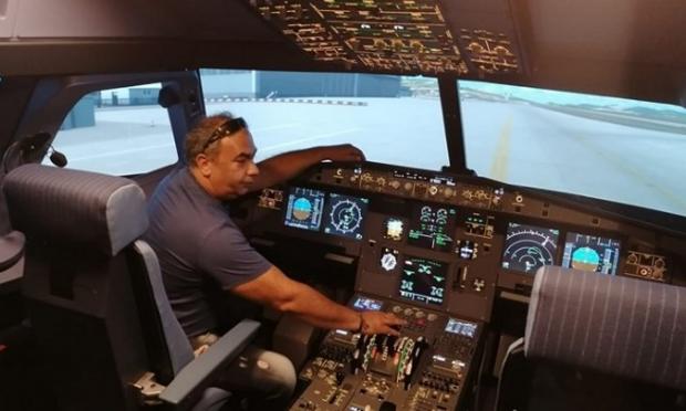 Μάνος Παπαδογιάννης