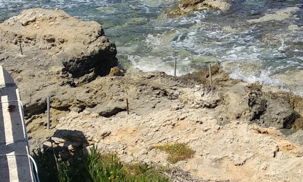 Χερσόνησο βράχια