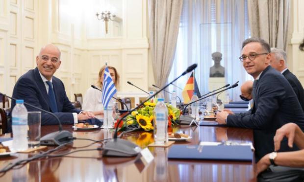 Δένδιας και Μάας