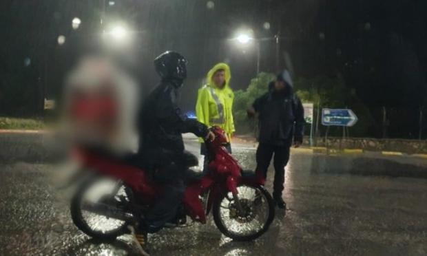 Ντελιβεράς στη Λαμία