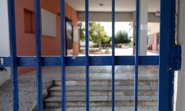 διευθυντής σχολείου Χανιά