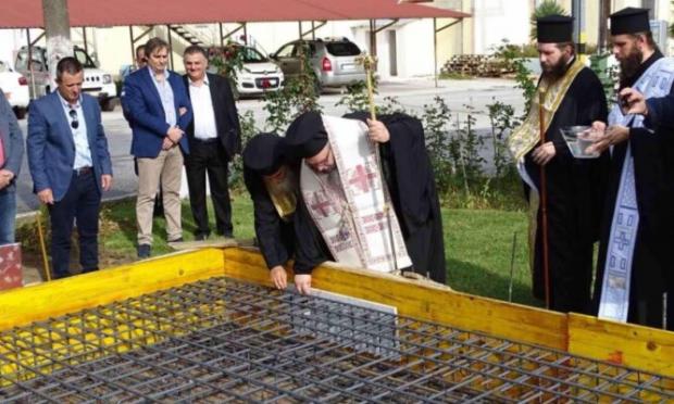 Θεμέλιο Λίθο Στο Παρεκκλήσιο Του Αγίου Λογγίνου