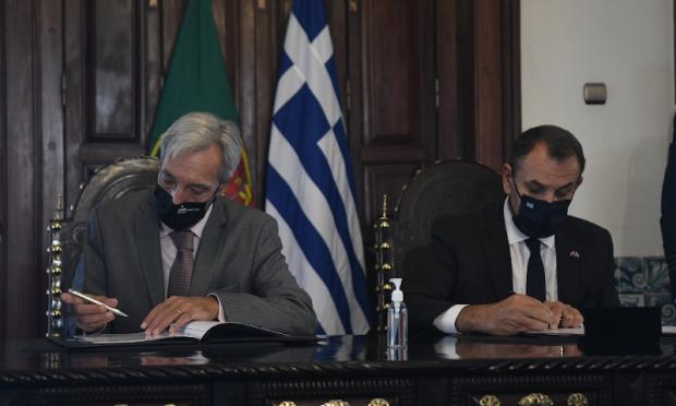 Παναγιωτόπουλος στην Πορτογαλία