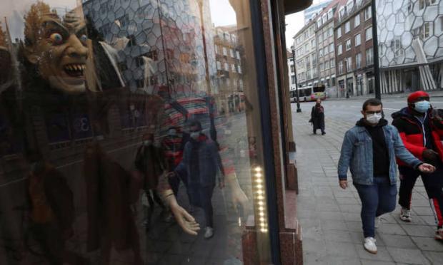 πολωνία κορονοιοσ