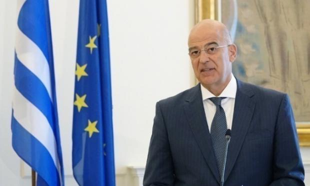 Δένδιας