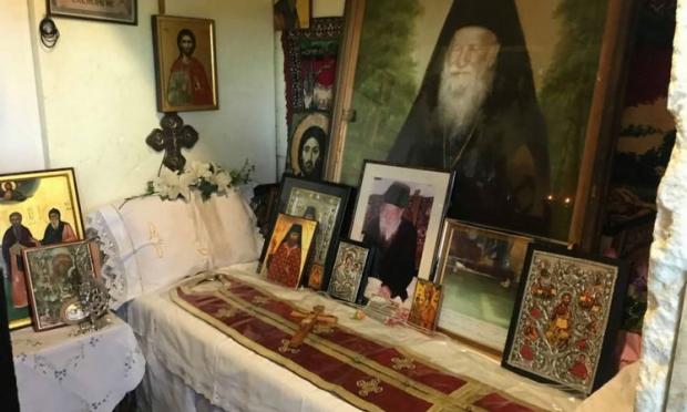 Άγιος Πορφύριος ο Καυσοκαλυβίτης