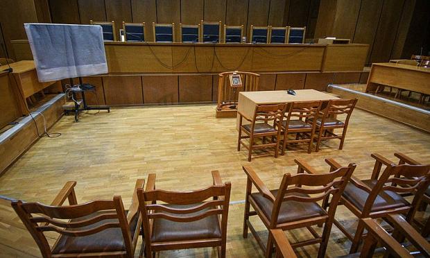 αίθουσα δικαστηρίου