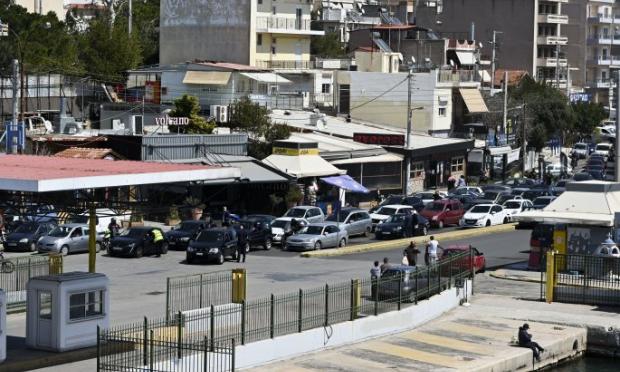 Μποτιλιάρισμα στο Πέραμα