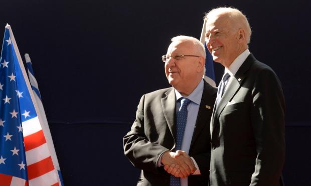 Μπάιντεν και Ριβλίν