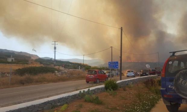Φωτιά στην Πάρο