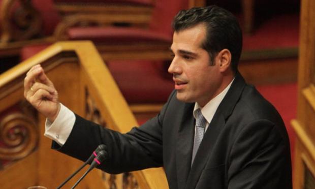 Θάνος Πλεύρης